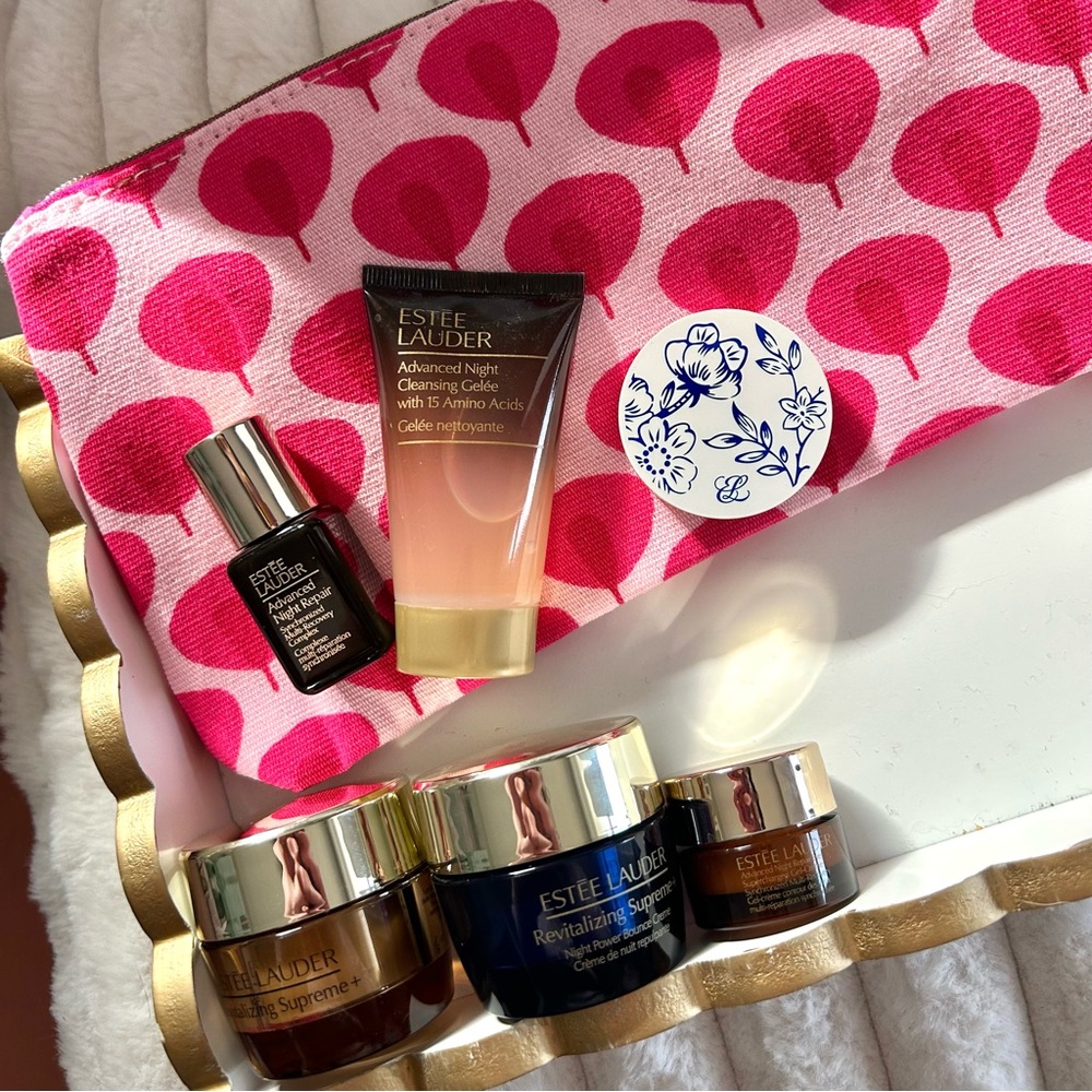 Estée Lauder Skincare Bundle + Floral Compact